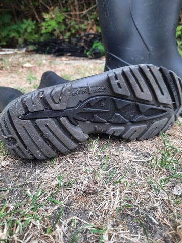 Decathlon wellies deals