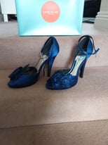 Karen Millen peep toe shoes size 40
