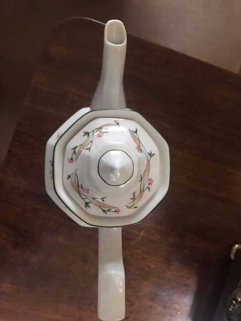 JOHNSONS ETERNAL BEAU  COFFEE POT