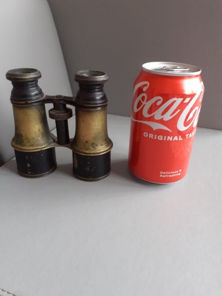 Small pair of binoculars 