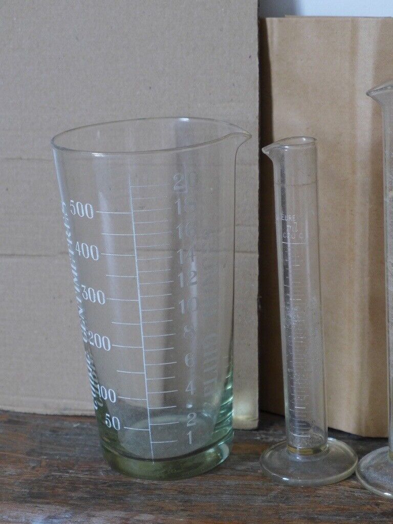 VINTAGE SCIENCE LABORATORY CHEMISTRY PHOTOGRAPHIC GLASSWARE JARS VASES