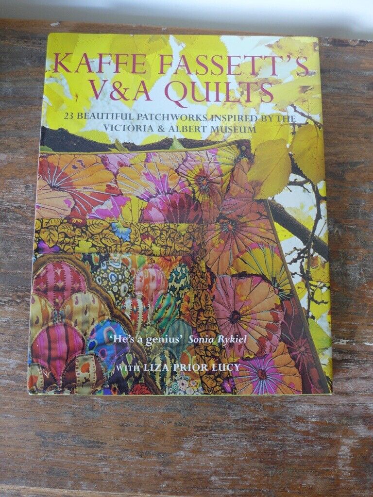 image for Collectable vintage hardback: KAFFE FASSETT'S V & A QUILTS. Illustrated.