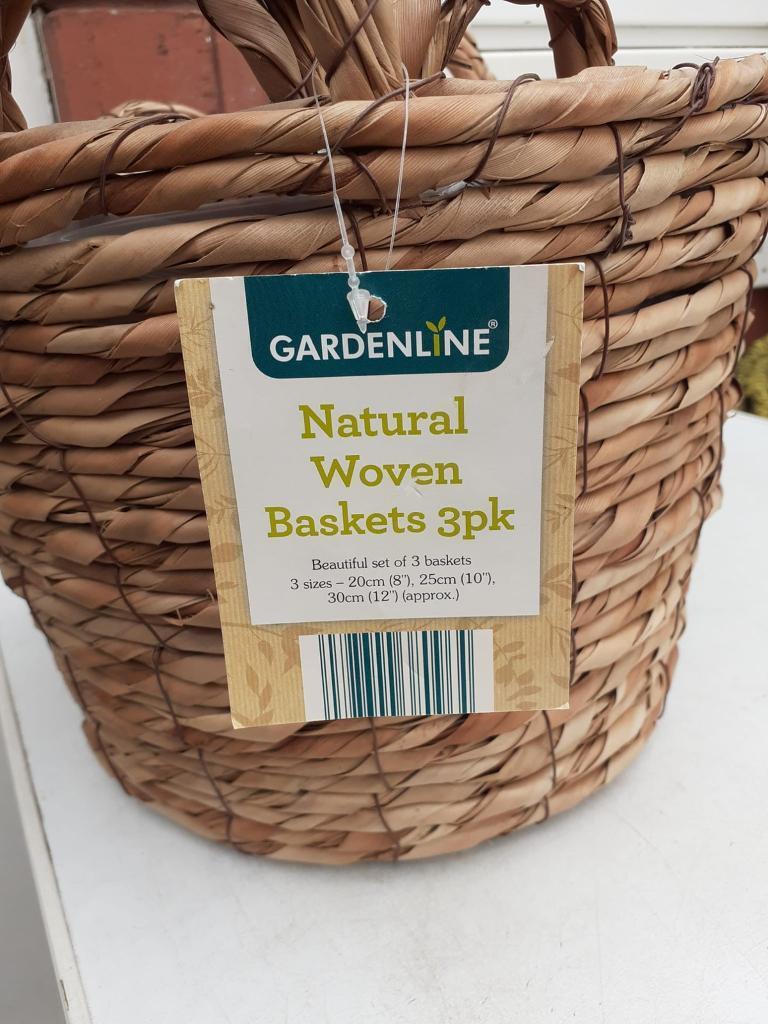image for Woven baskets with liners
