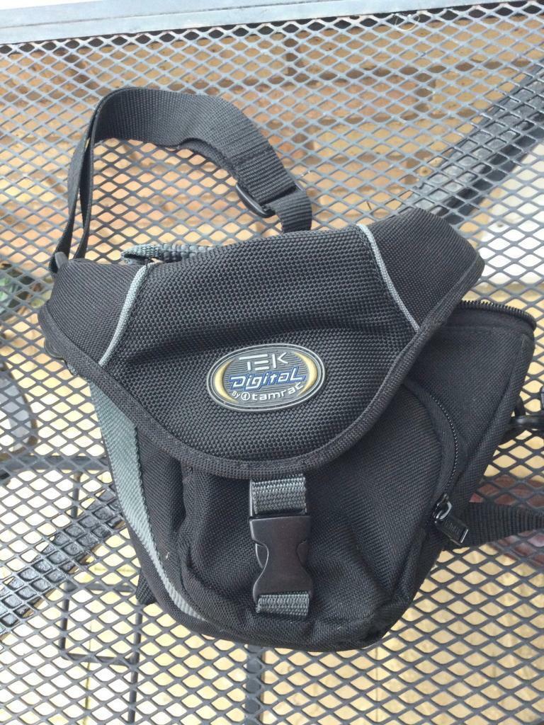 image for TEK Digital Camera Bag