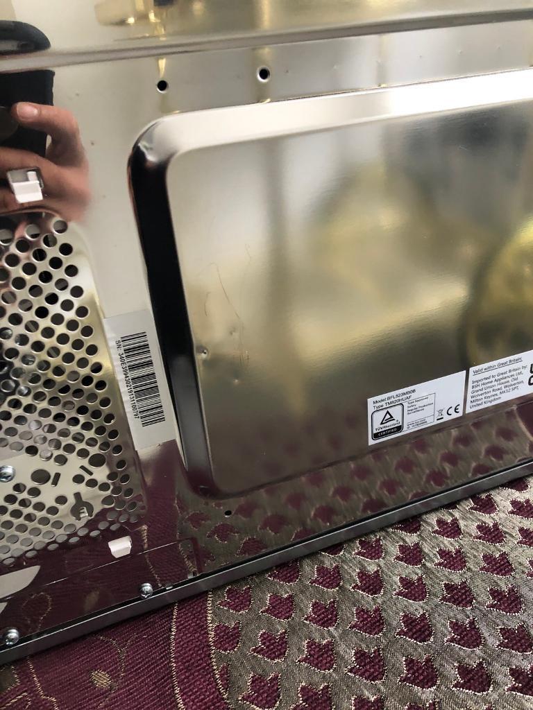 Bosch integrated microwave BFL523MB0B brand new