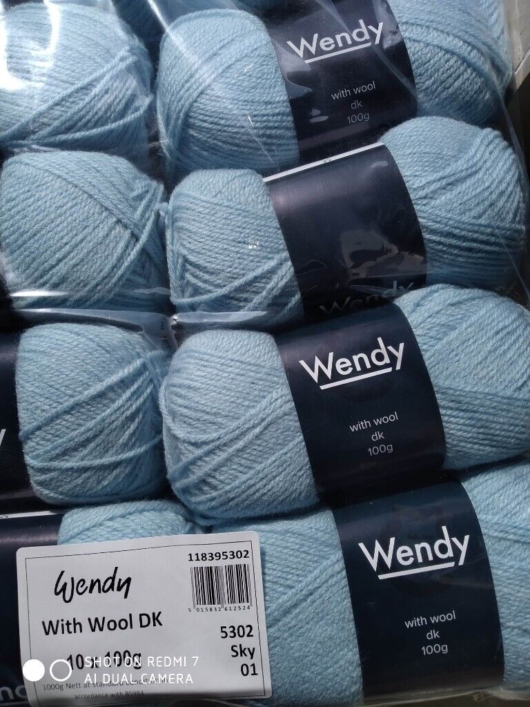 Wendy with Wool 5X100 Gram Balls 20% Pure Wool Double Knitting Various Colours