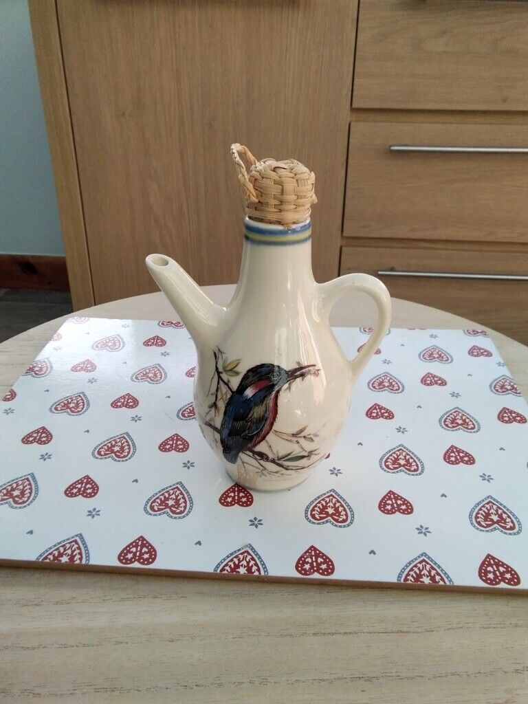 A salt and pepper set