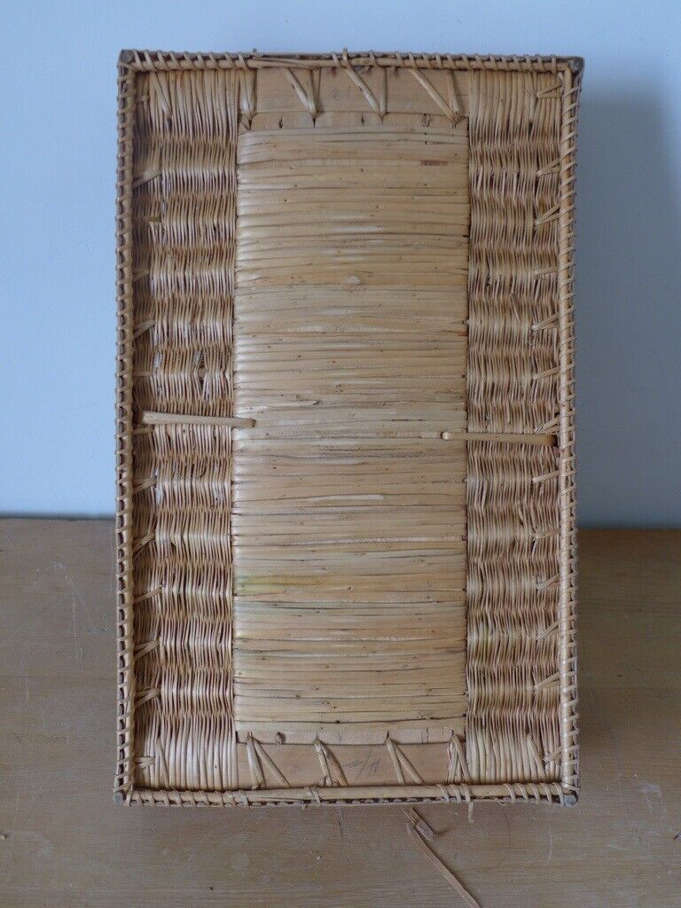 RARE survivor from a bygone age! Vintage woven raffia straw wicker Cutlery Basket / Tray with Handle