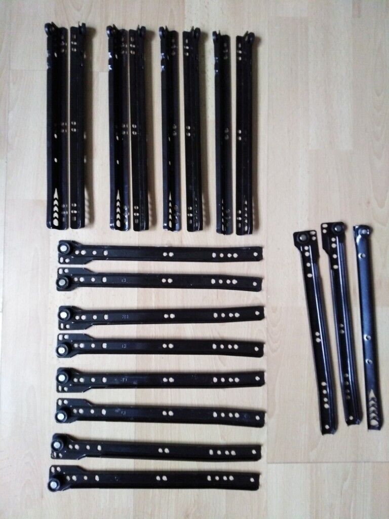 4 x full sets of drawer runners 30cm long