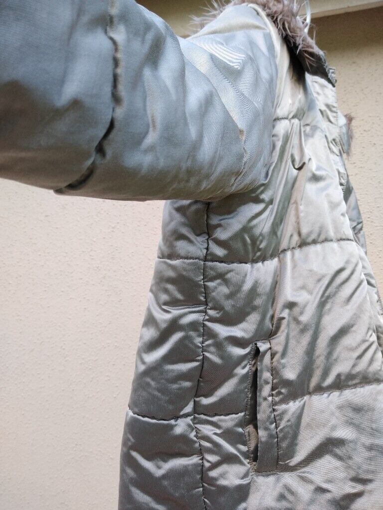 NEXT Luxurious Padded Jacket Age 9-10, Silver (reflective). AS NEW