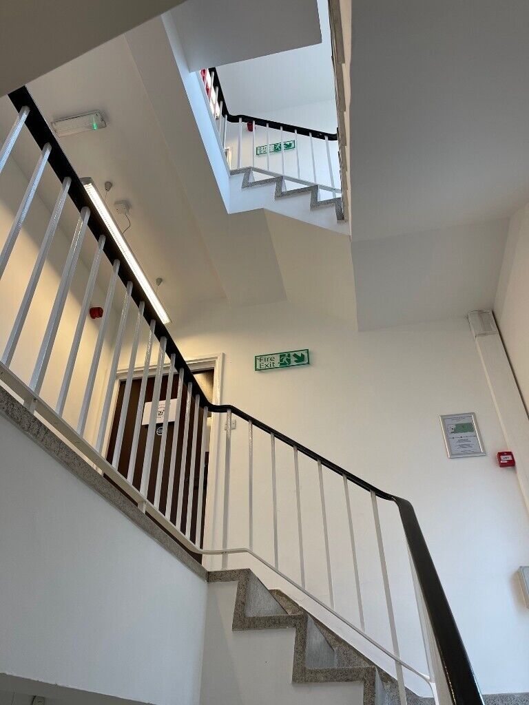Harborside Wapping Wharf FF 10 desk serviced office available