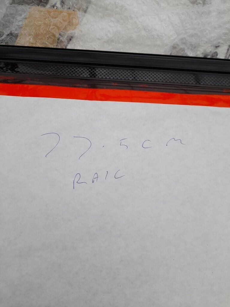 2018 coachman caravan side window 