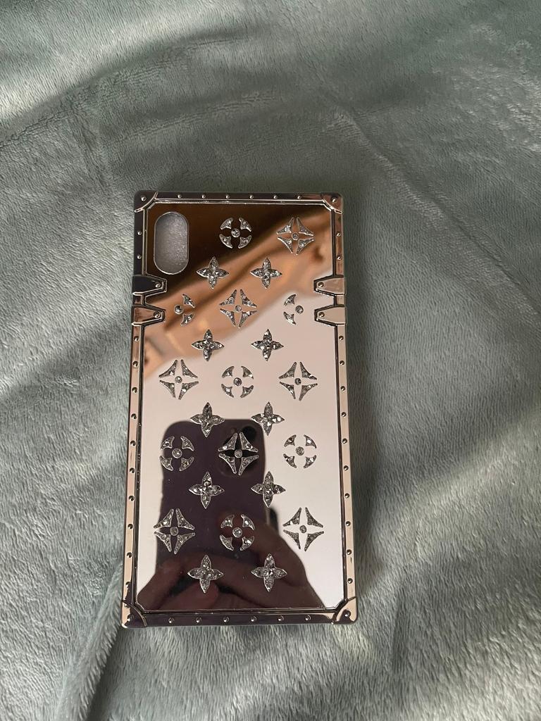 IPhone XS Max case (reduced)