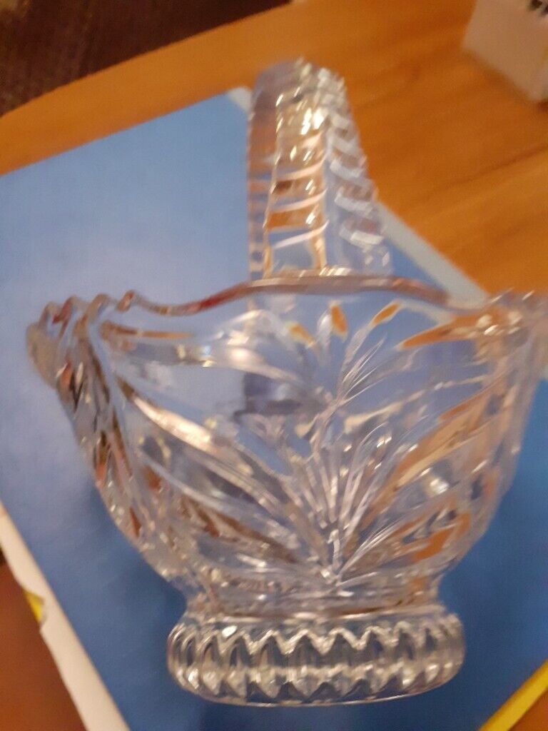 Lead crystal Basket