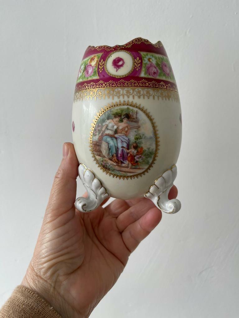 image for Egg shaped vase