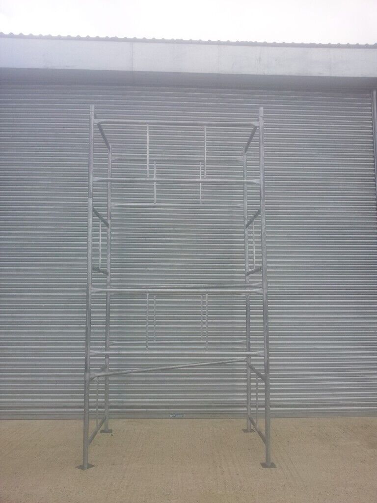 SCAFFOLD TOWER BRAND NEW 6FT X 4FT X 21FT/6.4M WORKINGH HEIGHT 