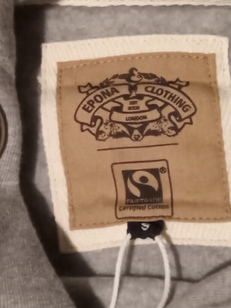 Reading University Hoodie (2015 graduation year). As New, Never worn. Small size. Reduced Price.