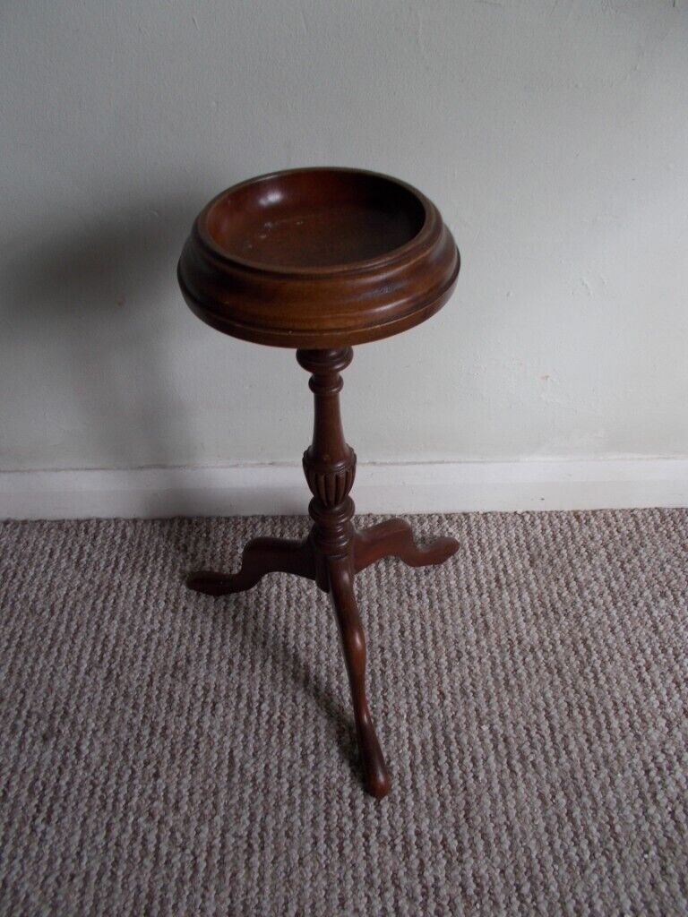 image for Tripod plant stand VGC