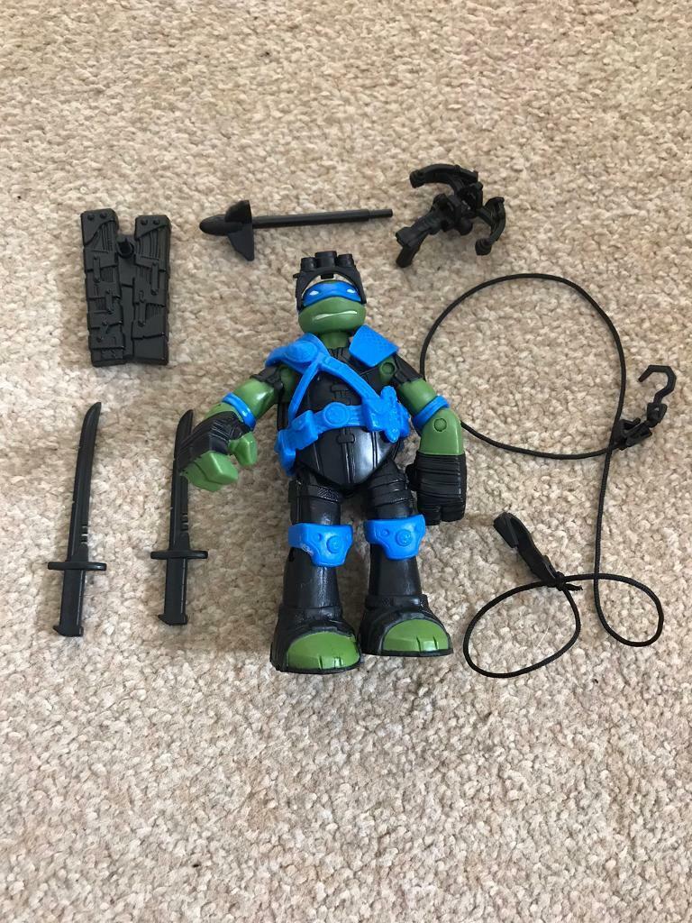 image for TMNT Stealth Tech Leonardo Figure