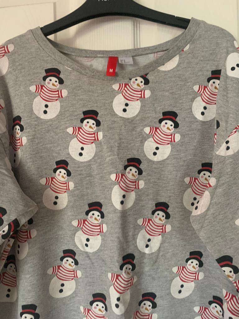 Grey top with snowmen on it size M £6