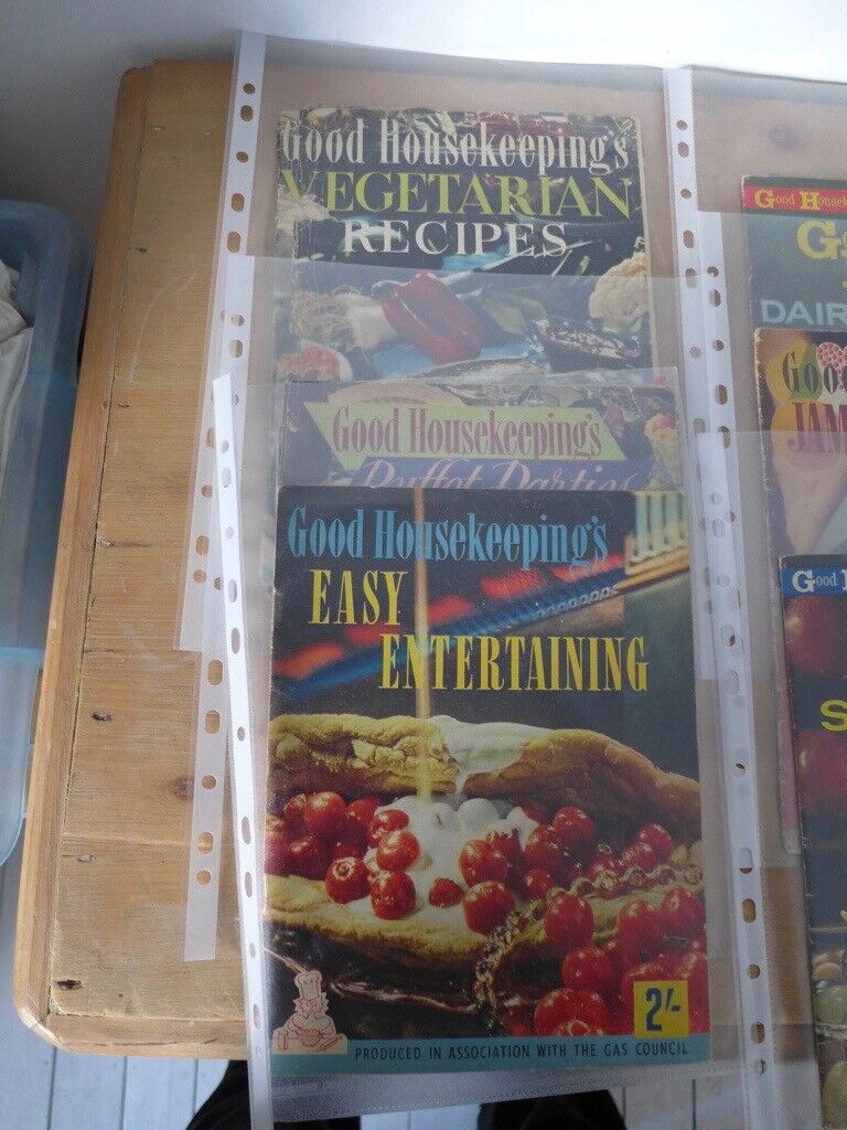 Collection of ten vintage GOOD HOUSEKEEPING Cookery Booklets Pamphlets – see titles below.