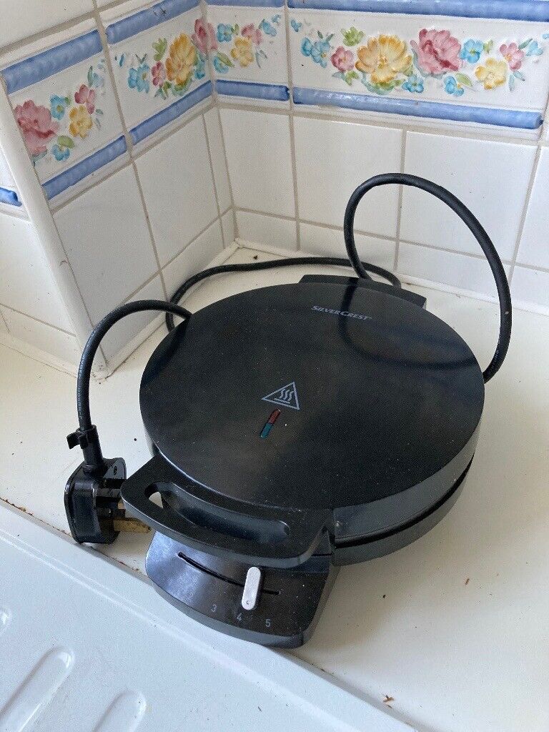 Waffle maker