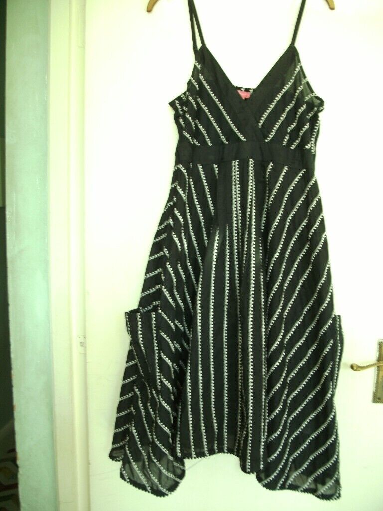 Gorgeous Monsoon summer dress size 12