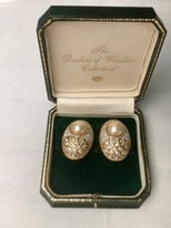 Harrods Duchess of Windsor Collection Earrings