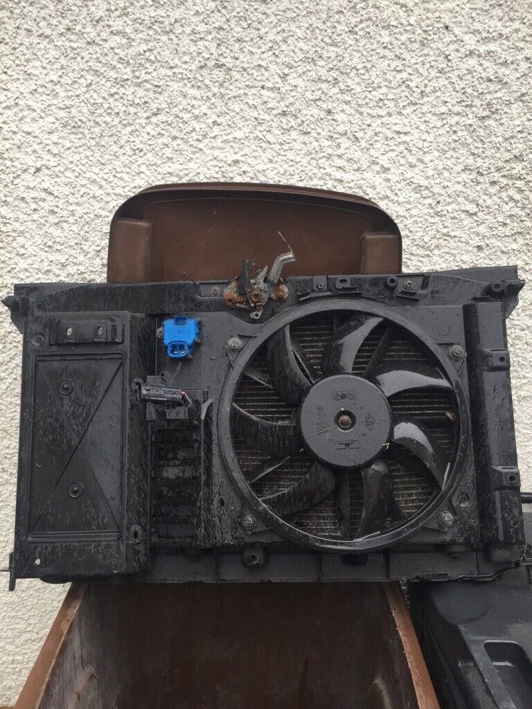 Peugeot 308 Radiator with AC Pack 1.6 Petrol a Manual Gearbox 