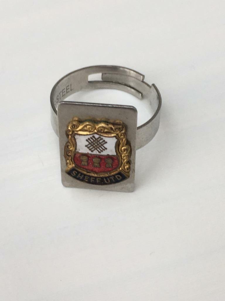 Sheffield United dress ring 