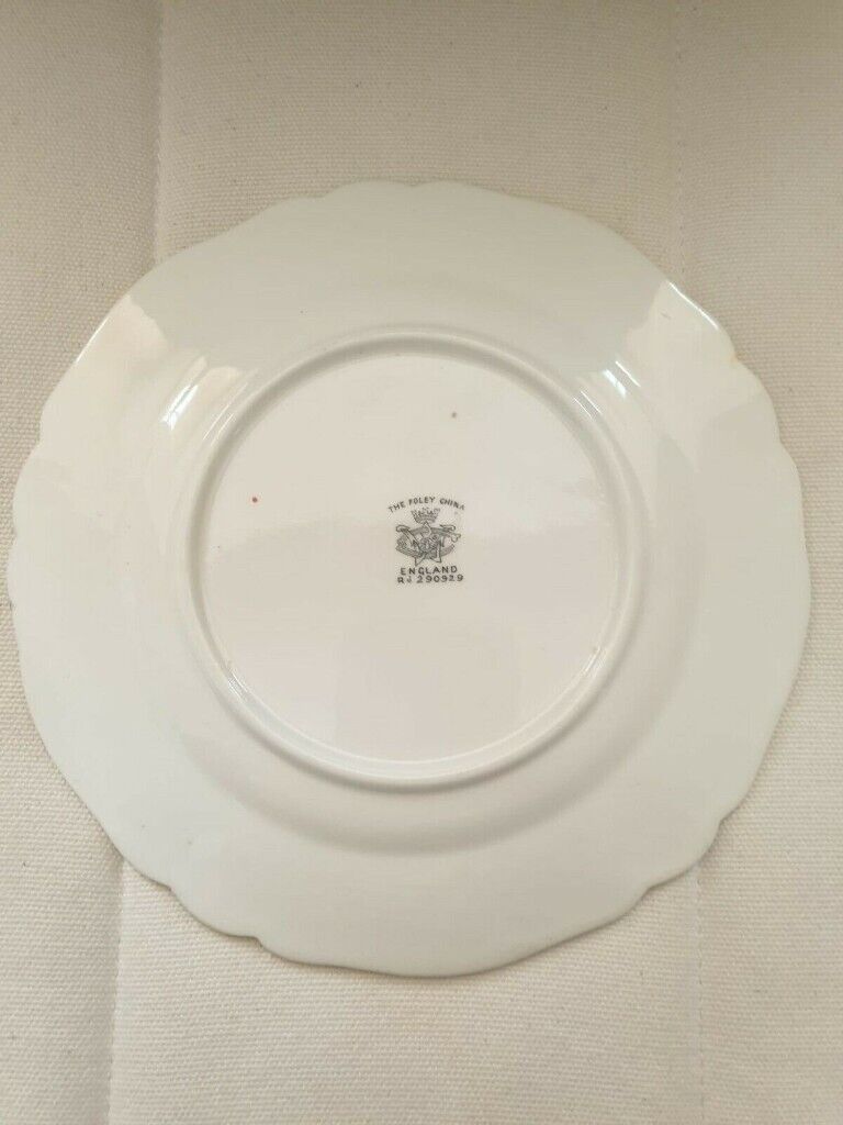 Foley 1897 Queen Victoria diamond reign china cup saucer and plate