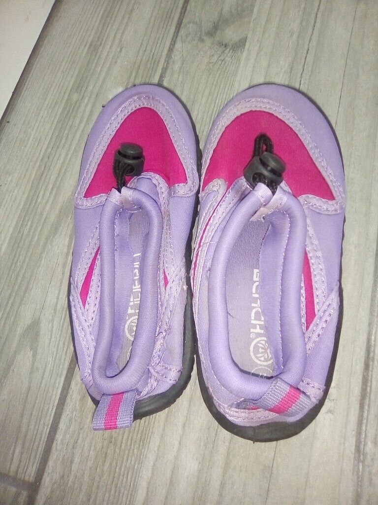 image for Swimming shoes