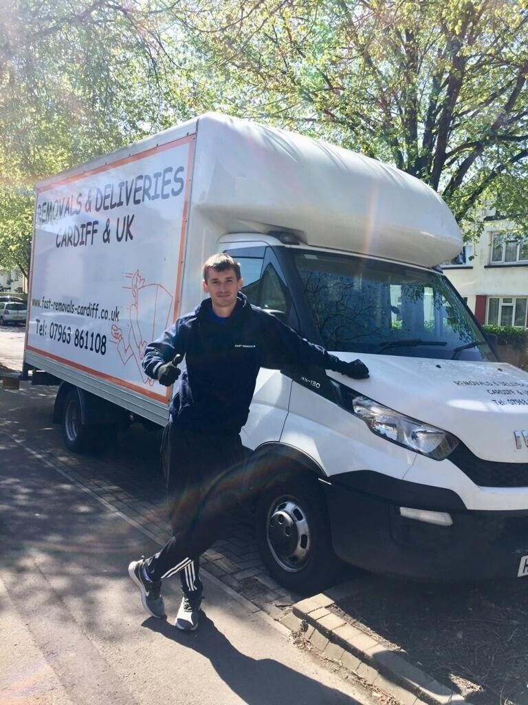 image for removals Bridgend and UK