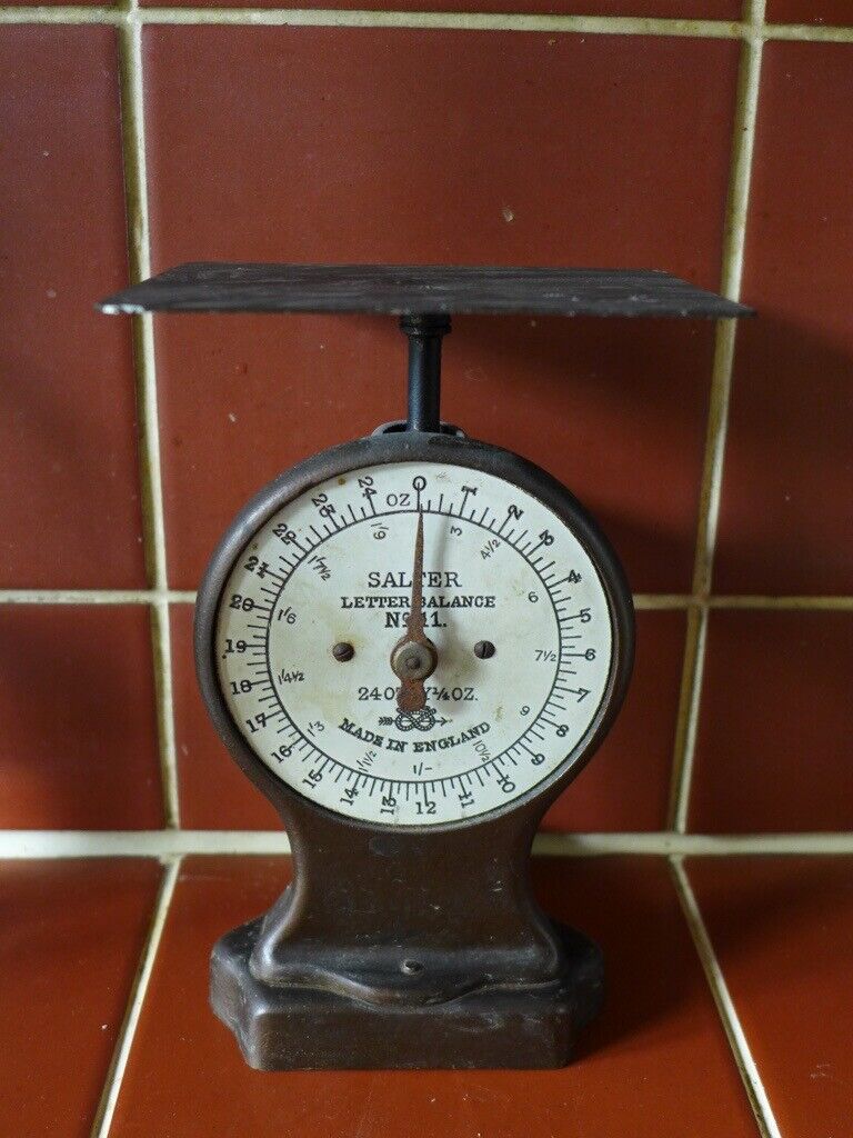 Vintage SALTER Letter Balance Letter Weighing Scales.  Model No 11. Cast Iron.