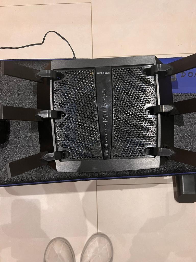 Net gear nighthawk x6 modem router. As new. Hardly ever used. 