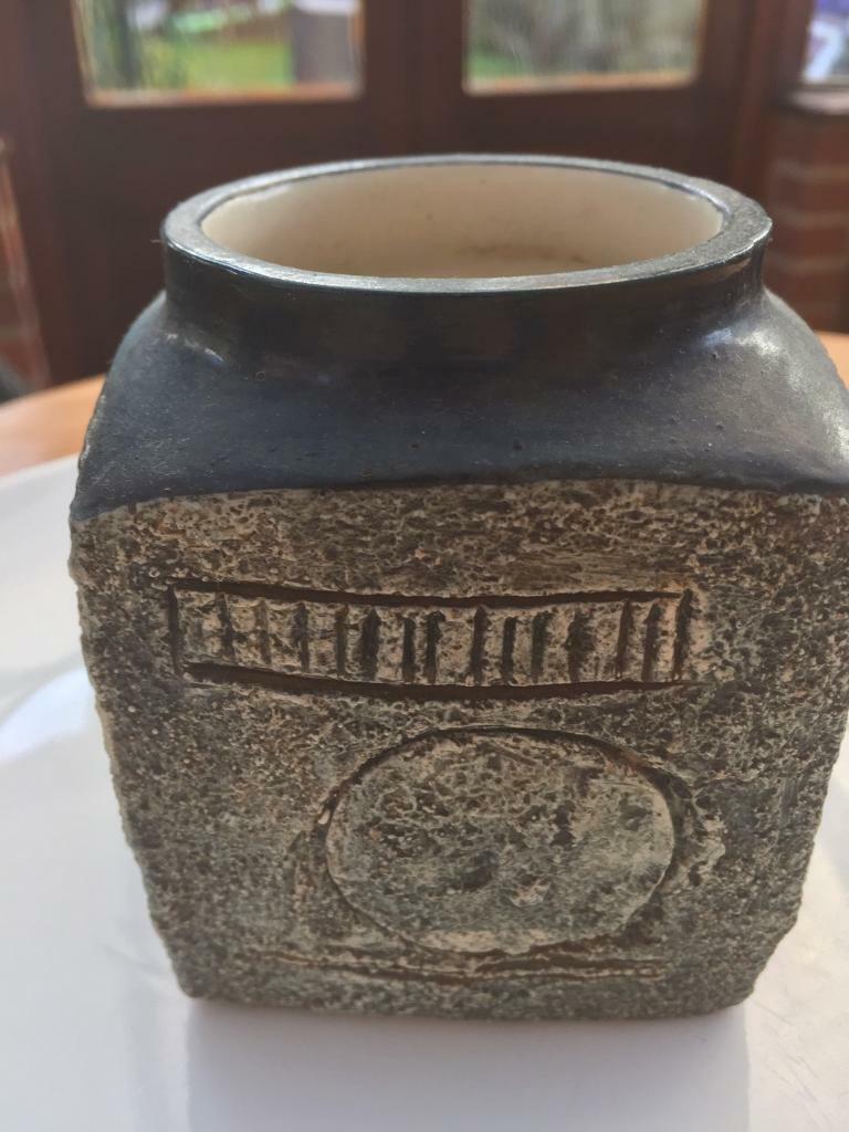 TROIKA MARMALADE POT BY SIMONE KILBURN Excellent condition, no chips 