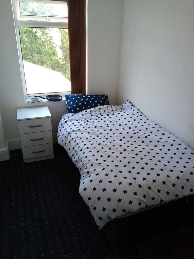 image for ***ROOM TO RENT***SINGLE ROOM in BACCHUS ROAD B18***ALL DSS ACCEPTED***SEE DESCRIPTION***
