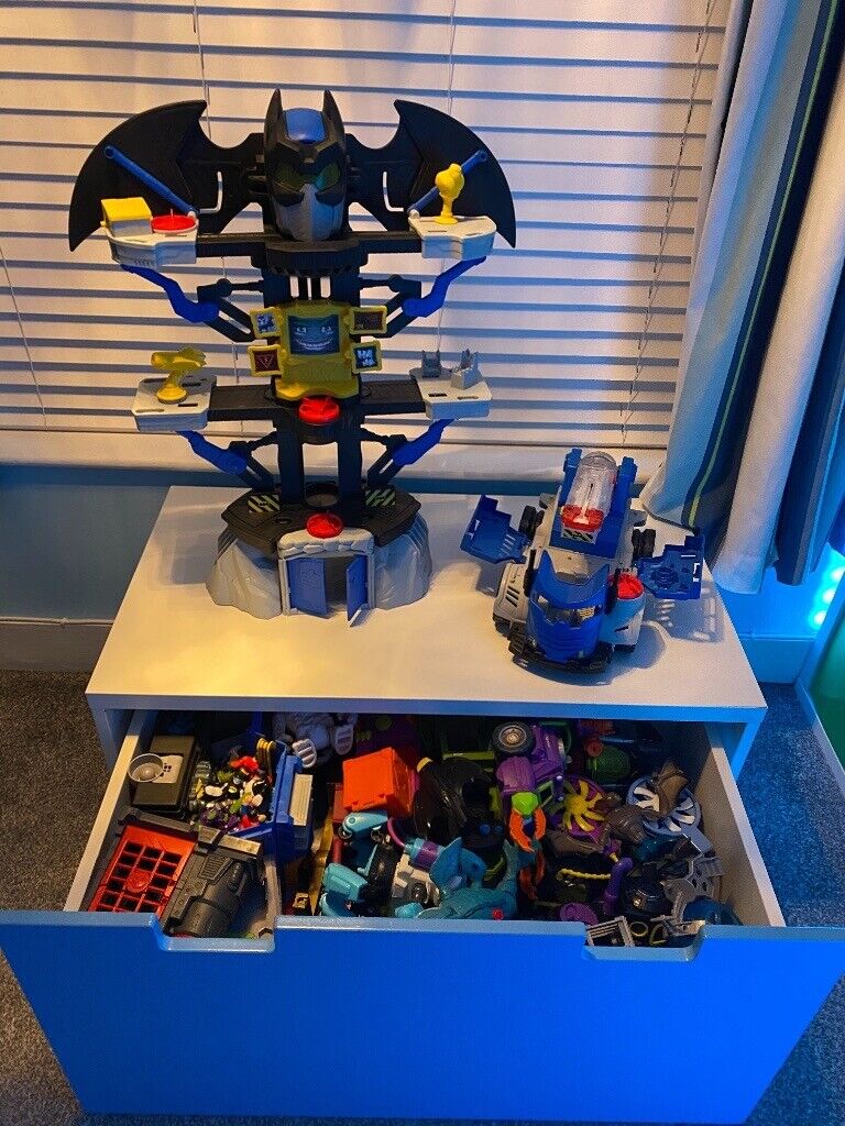 Imaginext DC Super Friends Toy Bundle
