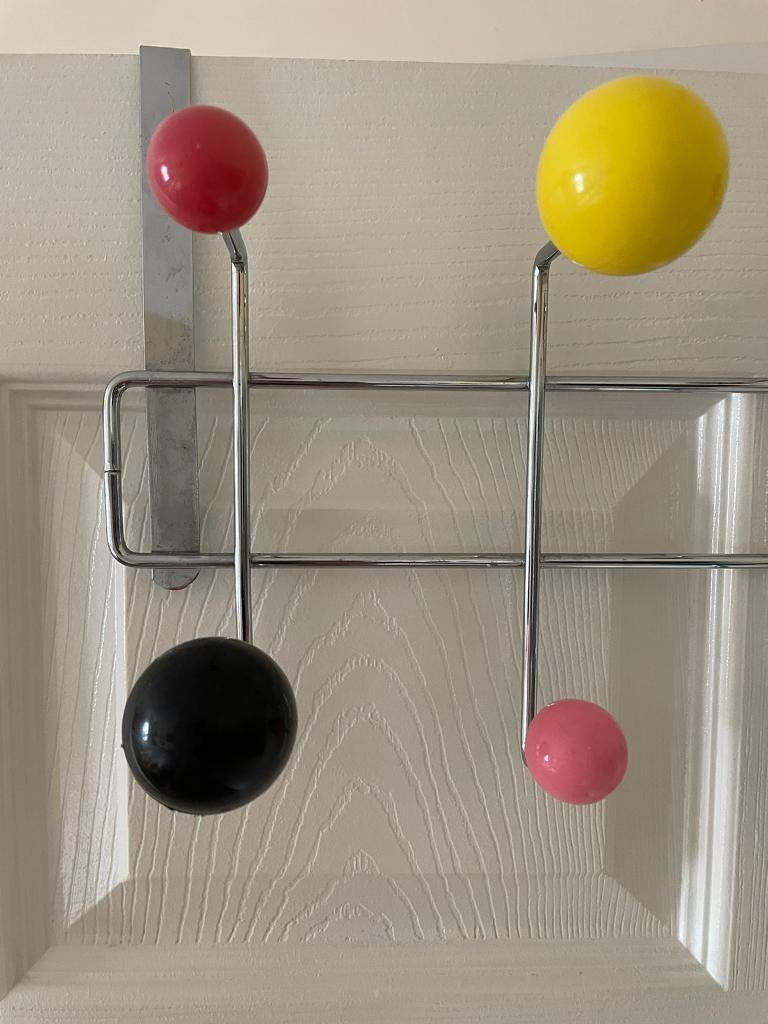 atomic clothes hooks 