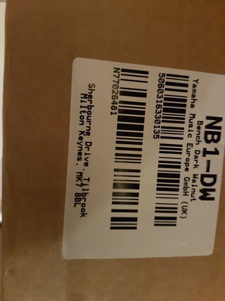 NEW and unopened - Yamaha B1 Piano Stool In Dark Walnut finish