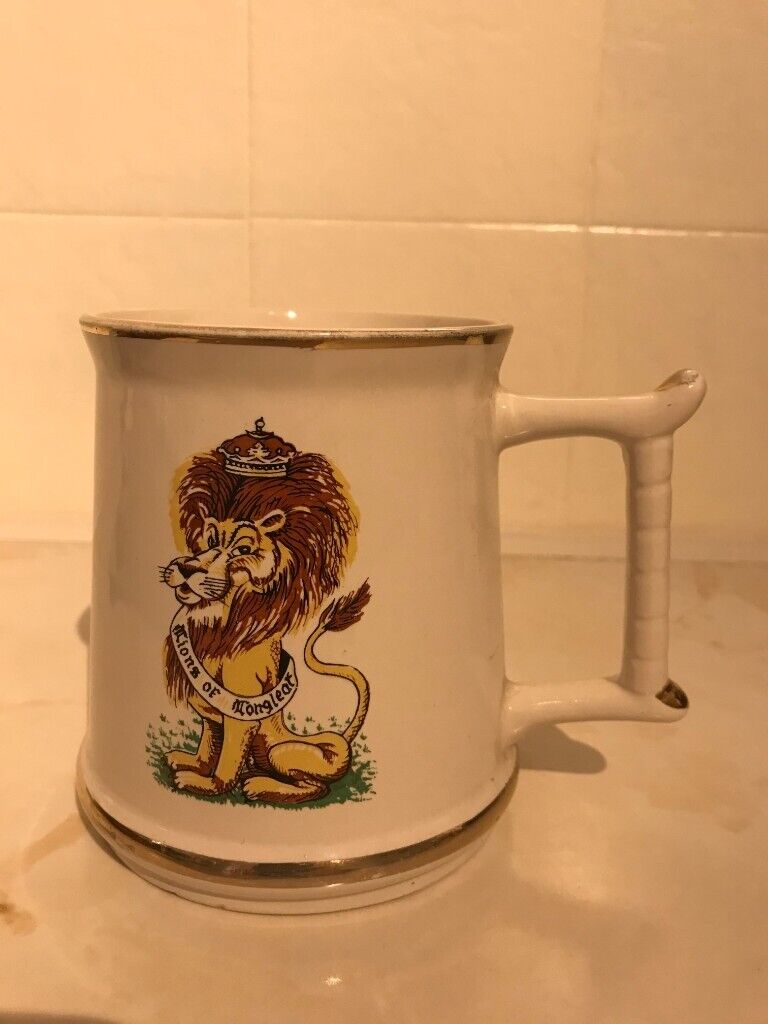 image for LIONS OF LONGLEAT LARGE MUG.