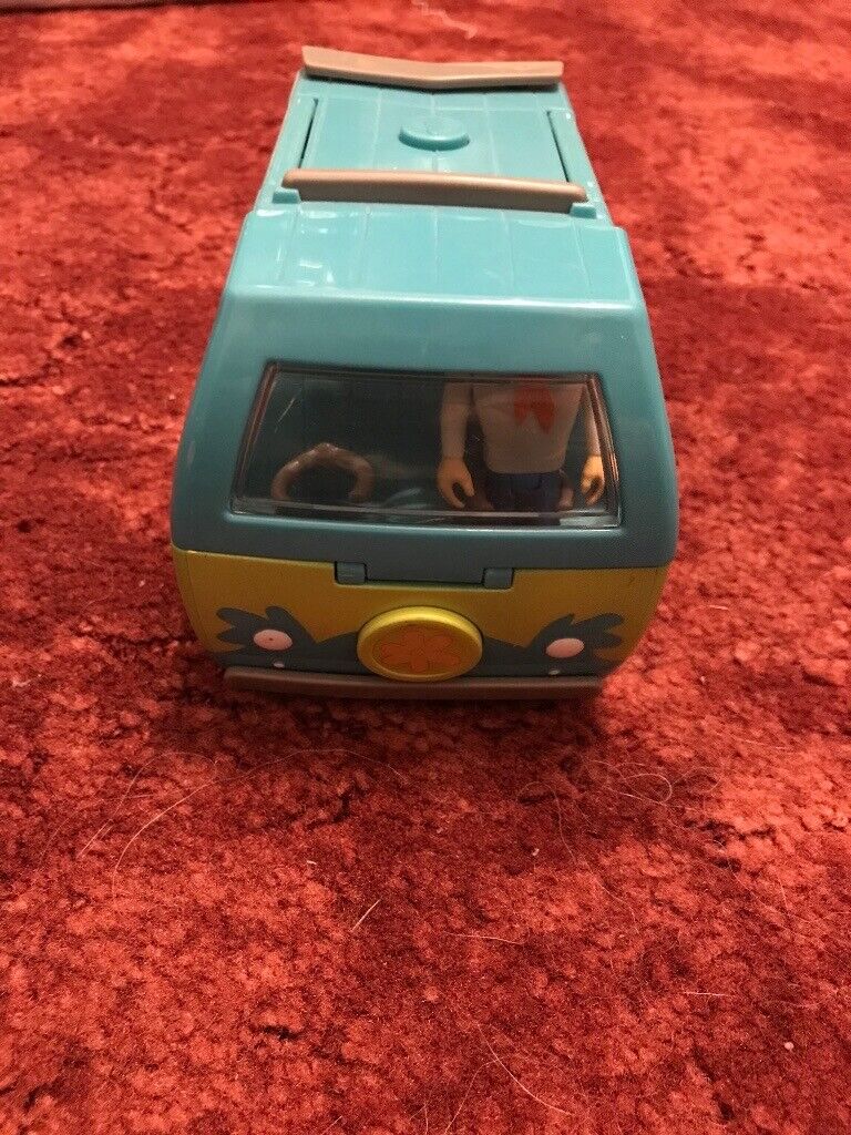Scooby Doo Mystery Machine van