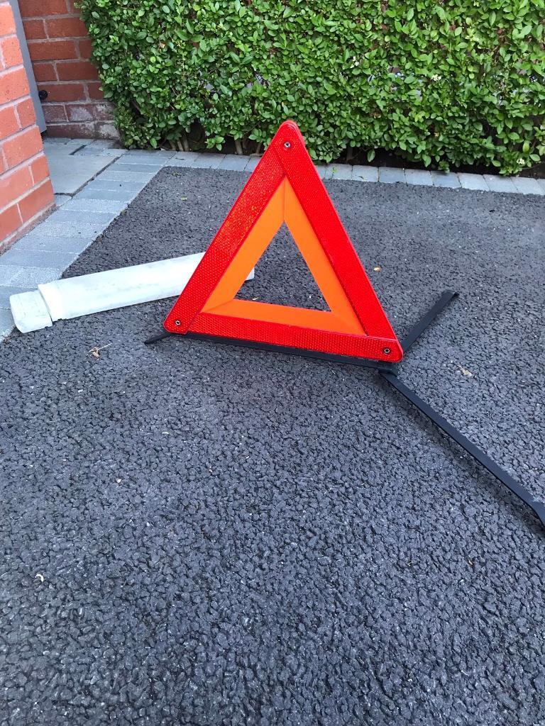 Warning triangle new 