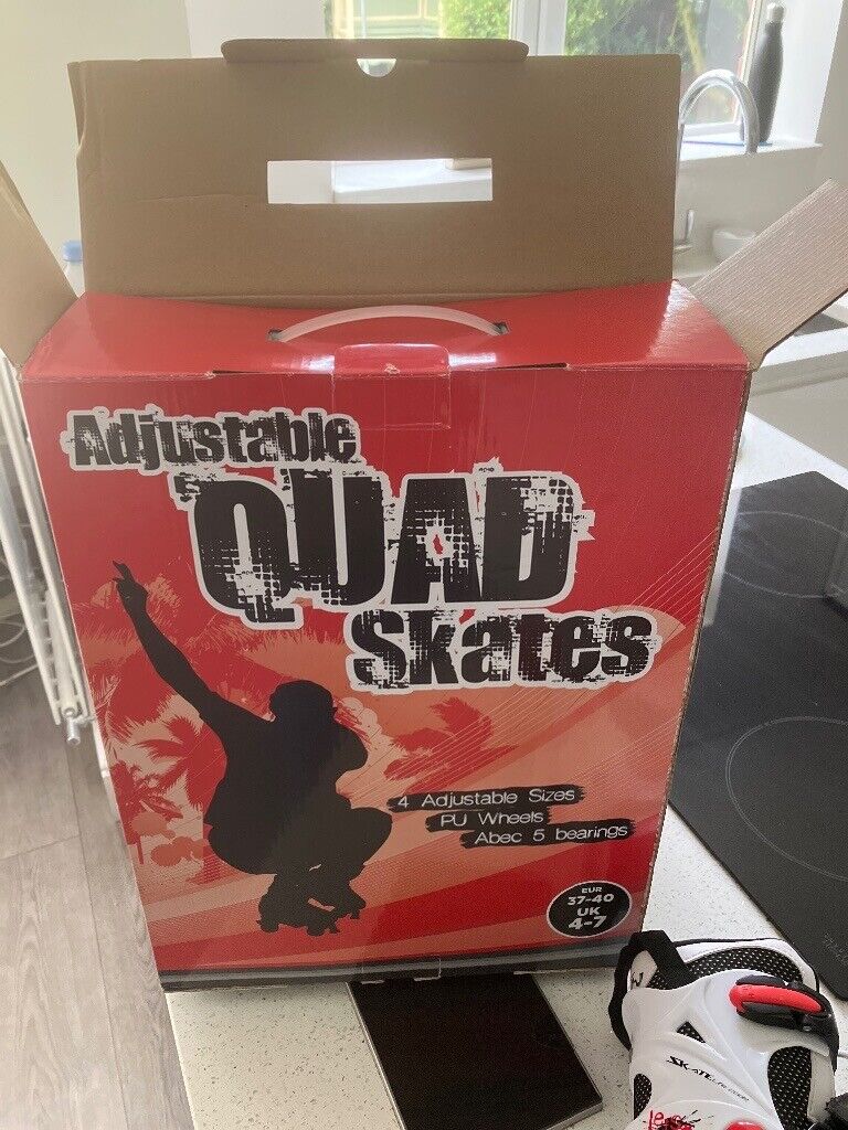 Roller boots in box
