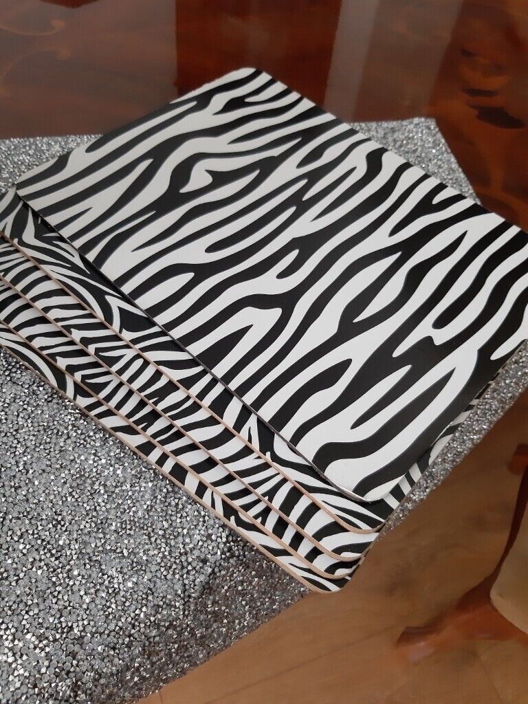 STUNNING ZEBRA PRINT POT SET