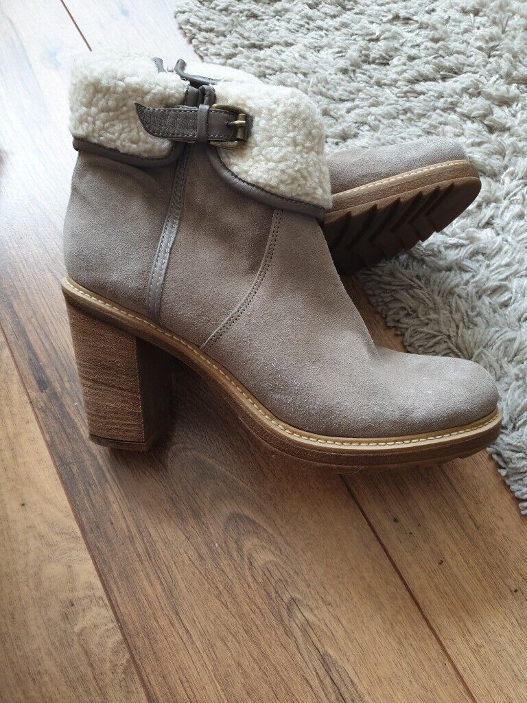 Mineli Women's leather shoes size 7