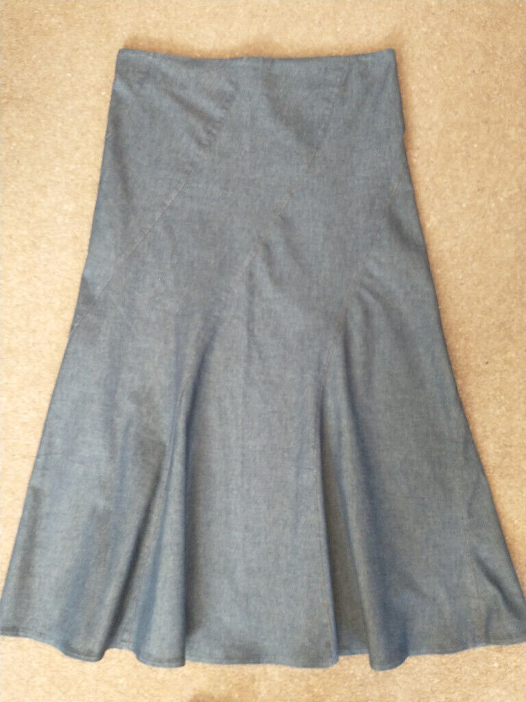 image for SKIRT (DENIM). SIZE 16. NEW CONDITION,UNWORN.