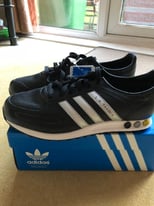 ADIDAS LA TRAINER 9.5 BRAND NEW