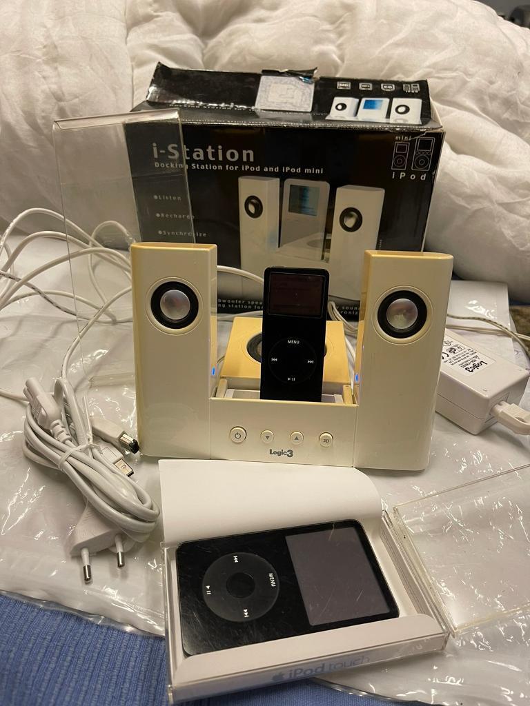 I-Station Docking Station For iPod & iPod Mini