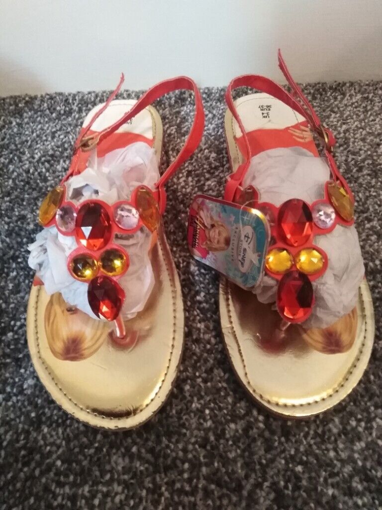 image for Girls sandals